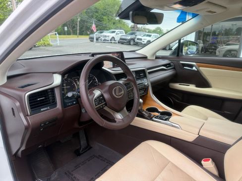 Used 2017 Lexus RX 350 AWD w/ Premium Package image 10