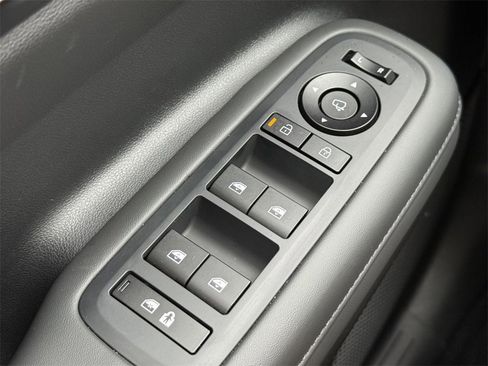 Used 2025 Hyundai Santa Fe Calligraphy image 22