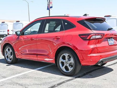 Used 2024 Ford Escape ST-Line w/ Tech Pack #1 FWD image 6