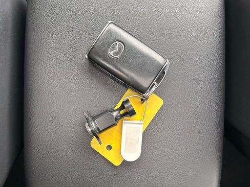 Used 2020 MAZDA CX-5 Touring image 33