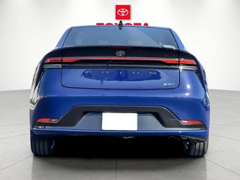New 2026 Toyota Prius XLE image 4
