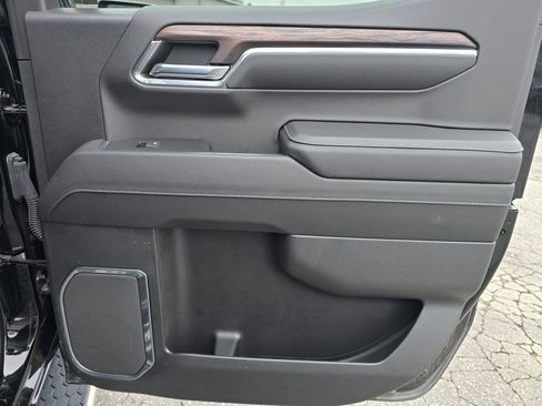 Certified 2023 GMC Sierra 1500 SLT w/ SLT Convenience Package image 48