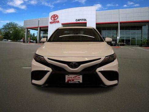 Used 2023 Toyota Camry SE AWD/4WD image 7