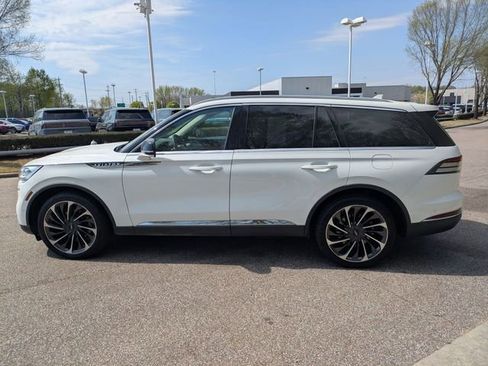 Used 2020 Lincoln Aviator Reserve w/ Equipment Group 202A AWD/4WD image 3