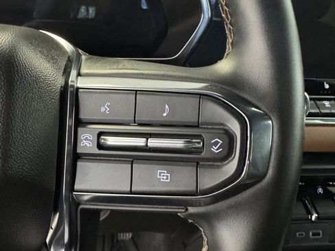 Certified 2023 GMC Canyon AT4 image 16