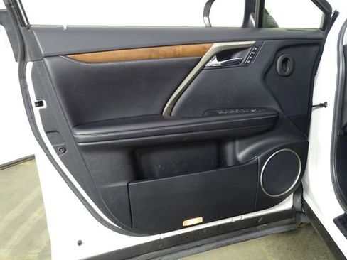 Used 2020 Lexus RX 350L FWD w/ Premium Package image 17