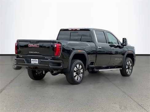 New 2026 GMC Sierra 2500 Denali w/ Denali Reserve Package image 4