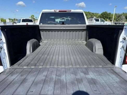 Used 2023 GMC Sierra 1500 Pro w/ Graphite Edition AWD/4WD image 9