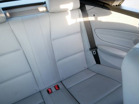 Used 2008 BMW 128i Convertible image 16