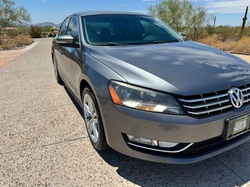 Used 2014 Volkswagen Passat TDI SE image 24