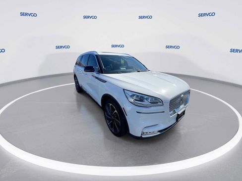 Used 2023 Lincoln Aviator Reserve w/ Equipment Group 201A RWD image 2