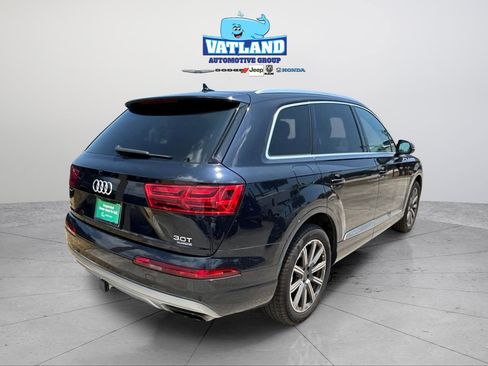Used 2017 Audi Q7 3.0T Prestige AWD/4WD image 5