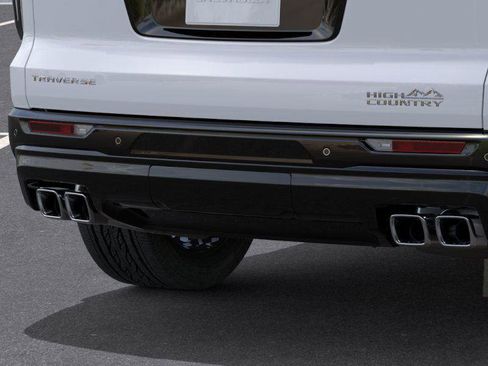 New 2026 Chevrolet Traverse High Country w/ LPO, Floor Liner Package image 28