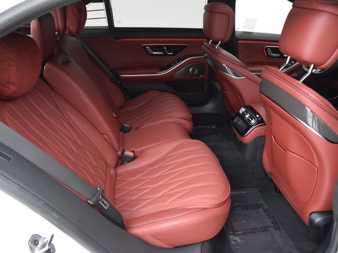 Used 2026 Mercedes-Benz S 63 AMG S image 19