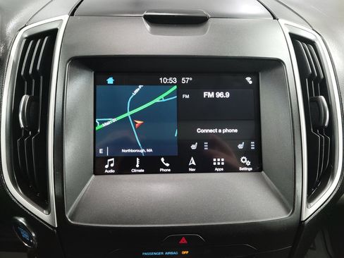 Used 2017 Ford Edge SEL w/ Equipment Group 201A AWD/4WD image 12