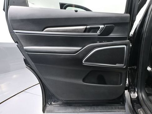 Used 2023 Kia Telluride SX X-Line AWD/4WD image 38