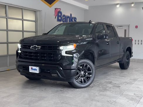 Certified 2025 Chevrolet Silverado 1500 RST w/ Convenience Package II AWD/4WD image 2