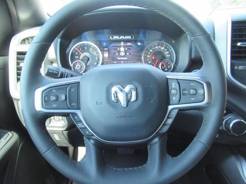 Used 2026 RAM 1500 Big Horn AWD/4WD image 24