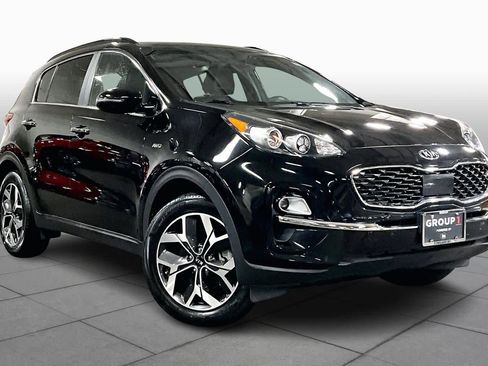 Used 2021 Kia Sportage EX w/ EX Technology Package image 2