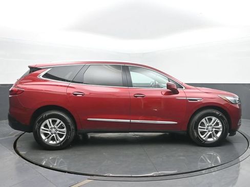 Used 2018 Buick Enclave Essence w/ Trailering Package AWD/4WD image 6