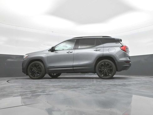 Used 2021 GMC Terrain SLE w/ Driver Convenience Package AWD/4WD image 37