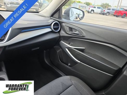 Used 2024 Chevrolet Trax LS w/ Driver Confidence Package FWD image 10