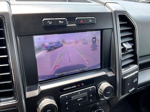 Used 2020 Ford F150 XLT w/ Equipment Group 302A Luxury AWD/4WD image 29