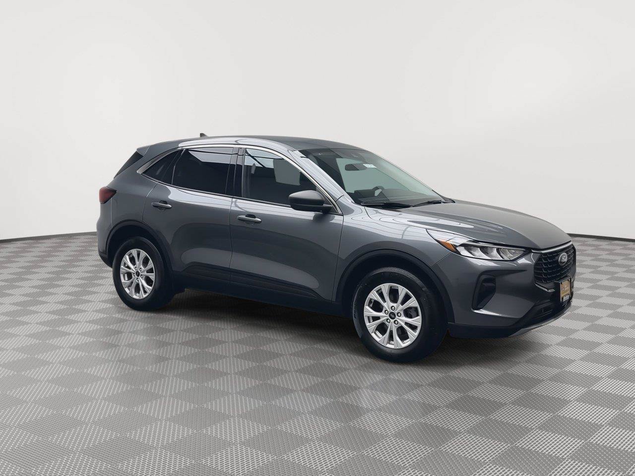 Used 2023 Ford Escape Active w/ Tech Pack #1 AWD/4WD image 39