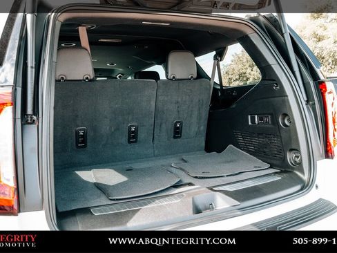 Used 2024 GMC Yukon XL AT4 AWD/4WD image 49