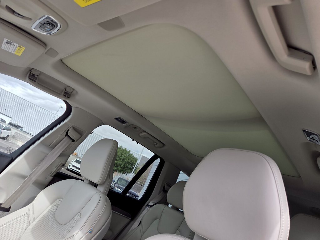 Used 2022 Volvo XC90 T6 Inscription w/ Advanced Package AWD/4WD image 14