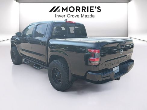 Used 2022 Nissan Frontier SV AWD/4WD image 7