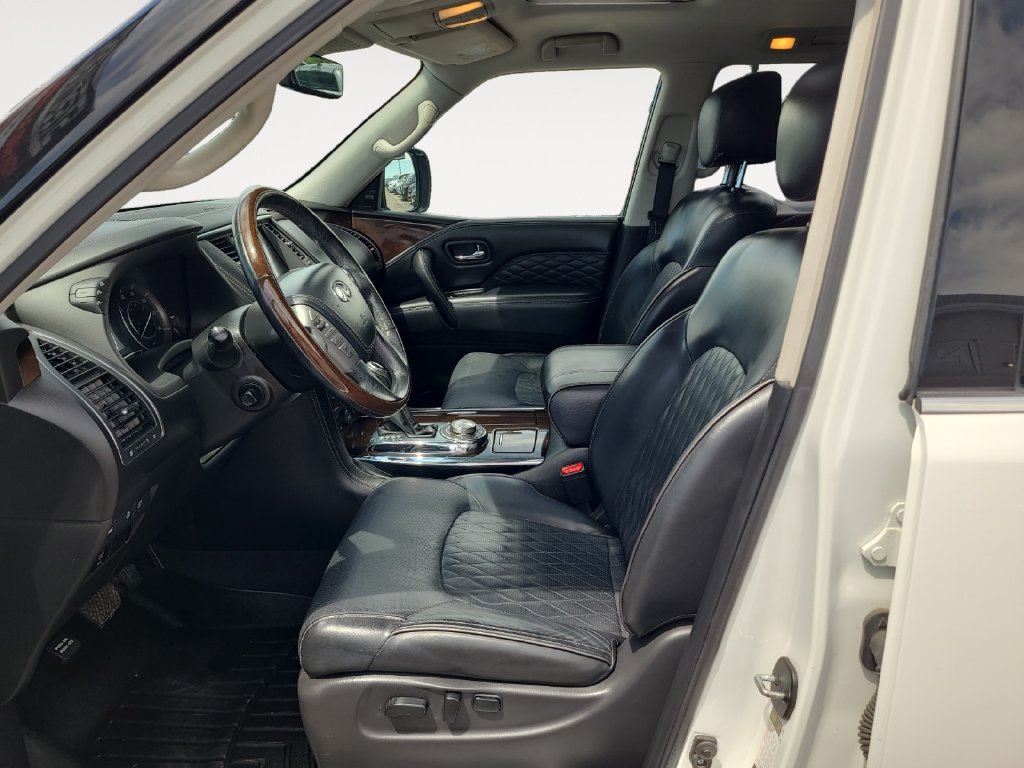 Used 2018 INFINITI QX80 4WD w/ Deluxe Technology Package image 9