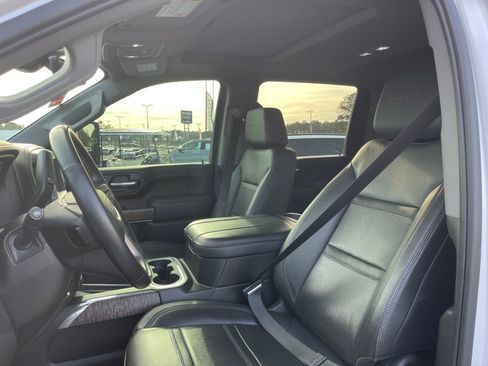 Used 2025 GMC Sierra 2500 Denali Ultimate image 16