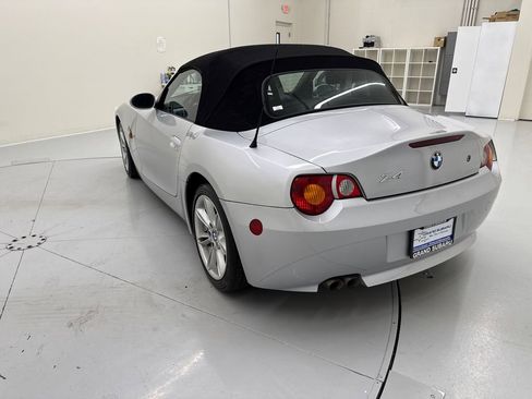 Used 2004 BMW Z4 3.0i RWD image 3