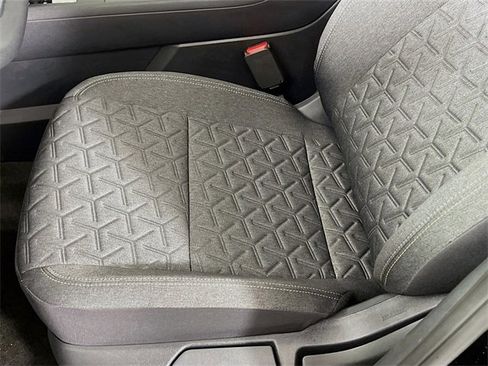 New 2026 Nissan Kicks SV image 17