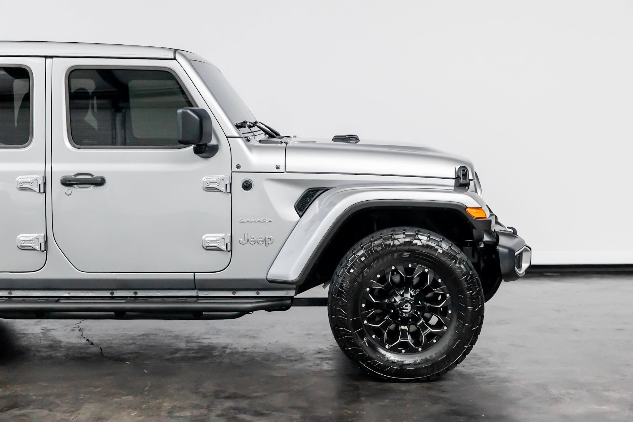 Used 2021 Jeep Wrangler Unlimited Sahara AWD/4WD image 22
