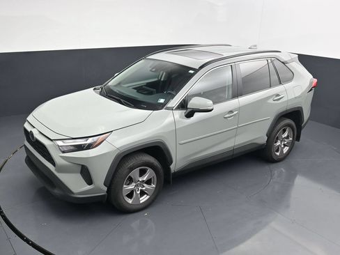 Used 2023 Toyota RAV4 XLE w/ Convenience Package AWD/4WD image 18