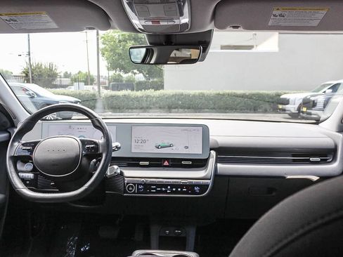 Certified 2024 Hyundai Ioniq 5 SEL RWD image 16