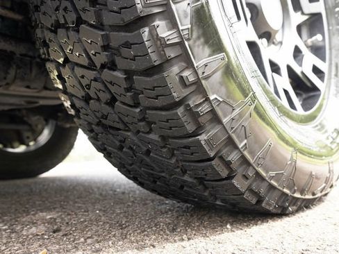 Used 2018 Toyota 4Runner TRD Off-Road Premium image 72