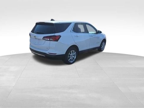 Used 2024 Chevrolet Equinox LT w/ LPO, Floor Liner Package FWD image 31