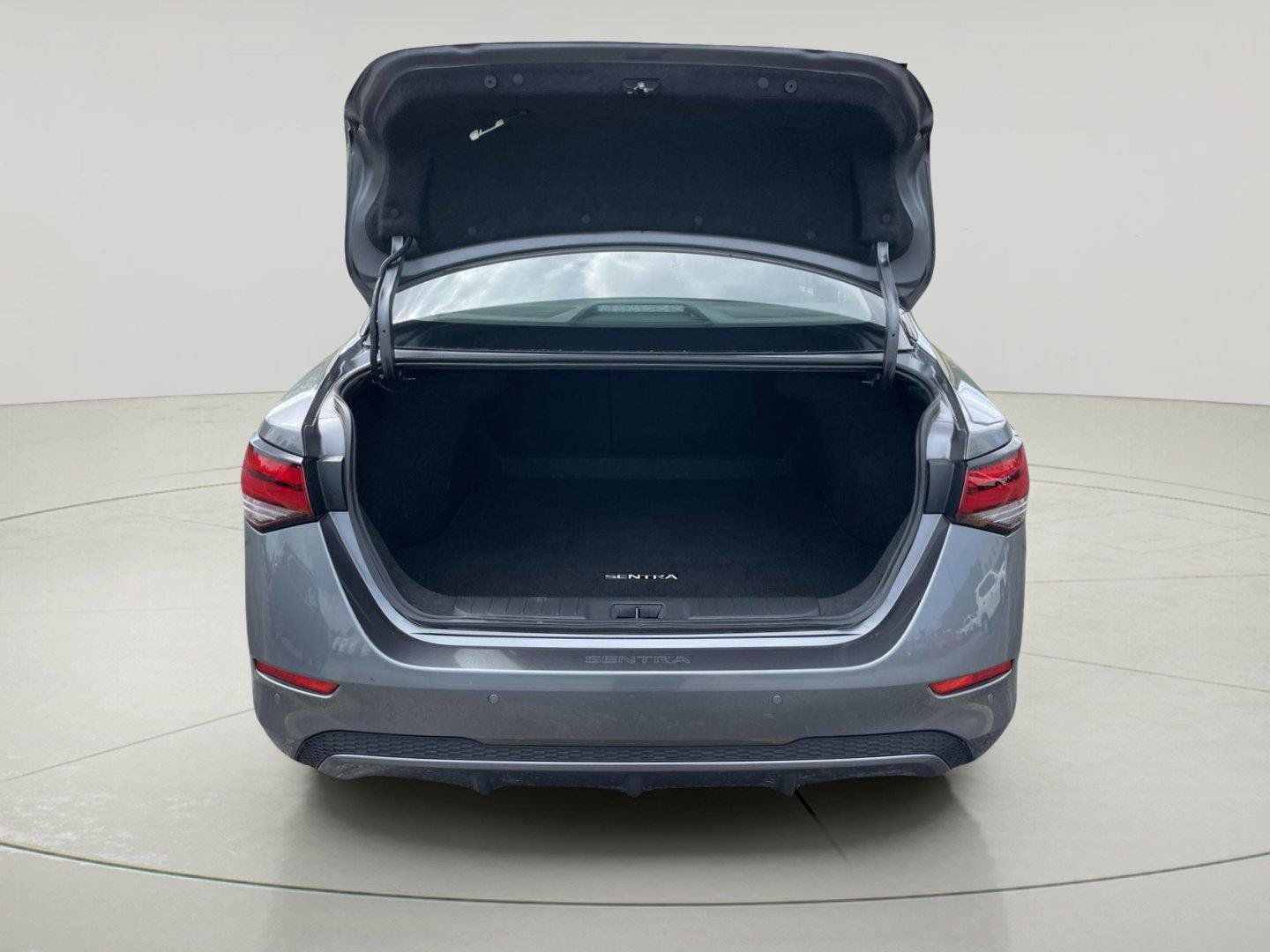 Used 2025 Nissan Sentra SV w/ All-Weather Package FWD image 10