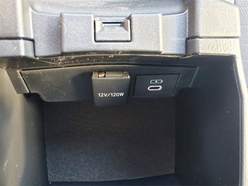 New 2026 Toyota Corolla SE image 29