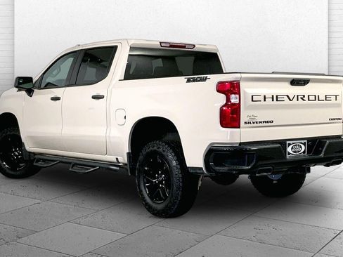 Used 2026 Chevrolet Silverado 1500 Custom Trail Boss w/ Dark Appearance Package AWD/4WD image 11