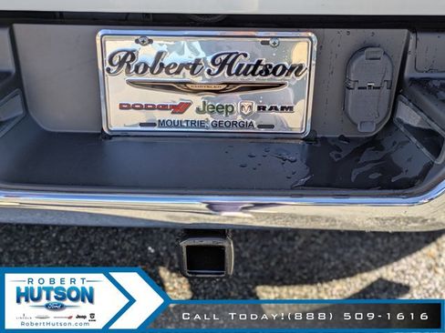 Used 2022 RAM 1500 Laramie image 10