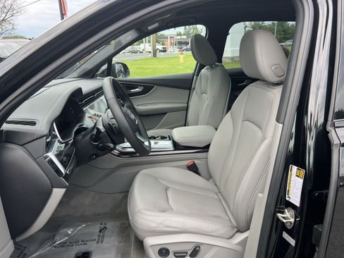 Used 2023 Audi Q7 3.0T Prestige w/ Prestige Package AWD/4WD image 13
