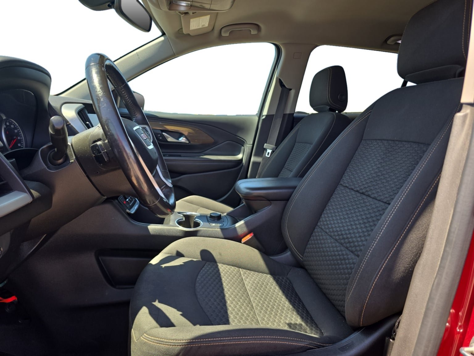 Used 2019 GMC Terrain SLE w/ Driver Convenience Package FWD image 10