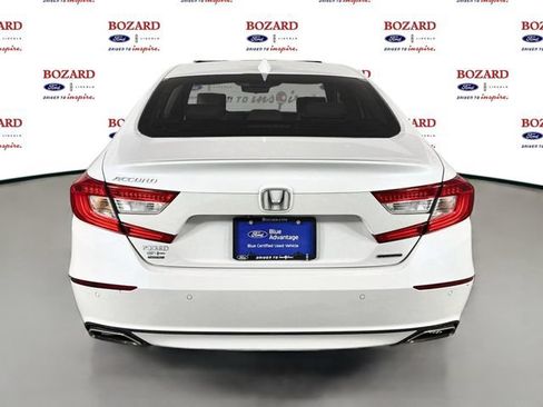 Used 2018 Honda Accord Touring image 7