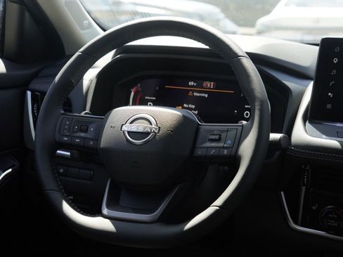 New 2026 Nissan Rogue Platinum AWD/4WD image 23