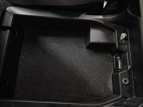 Used 2019 Toyota Tundra SR image 36