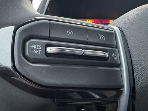 New 2025 Chevrolet Colorado LT image 10